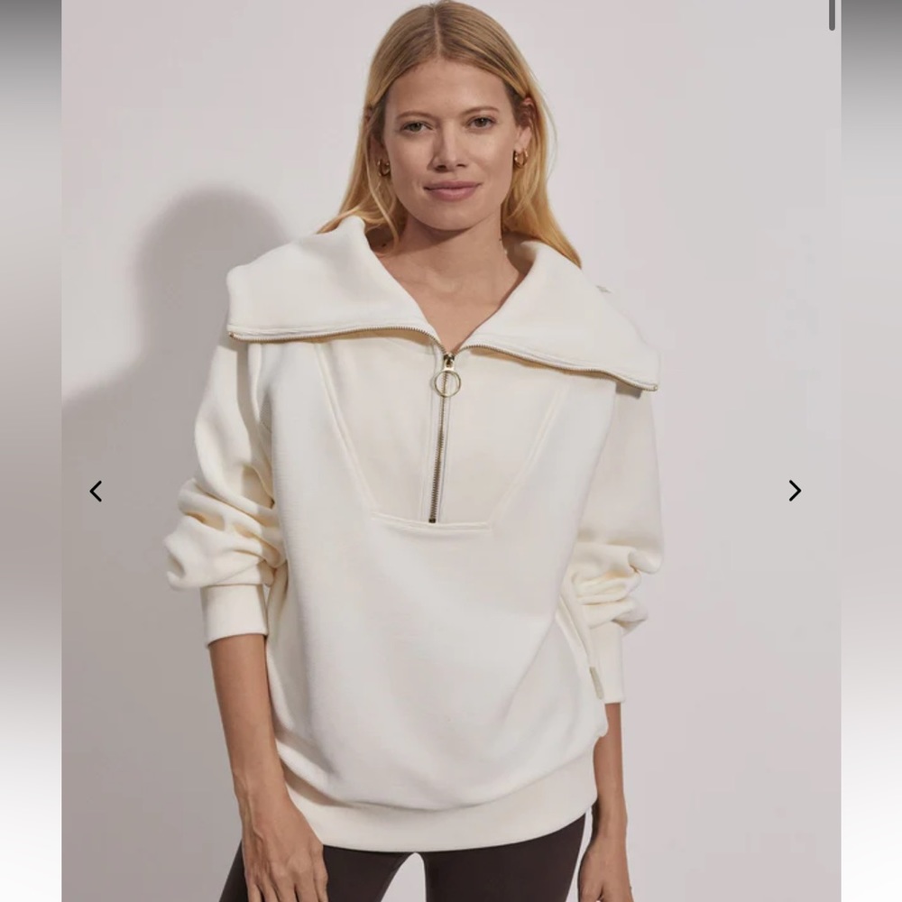 NEW - oversized Varley pullover